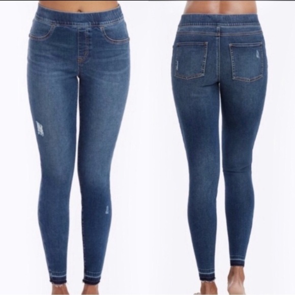 SPANX Pants - SPANX Distressed Denim Legging! Retail $128.